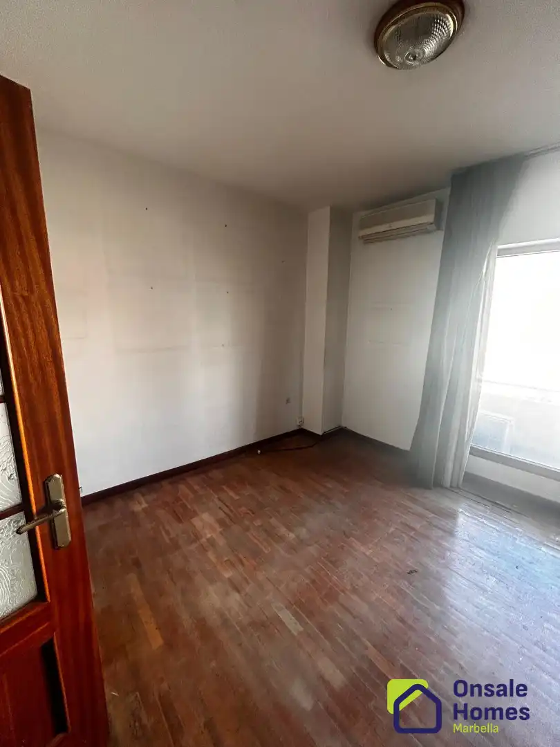 Flat with lift for sale in Avenida Ricardo Soriano 35a, imagen 11