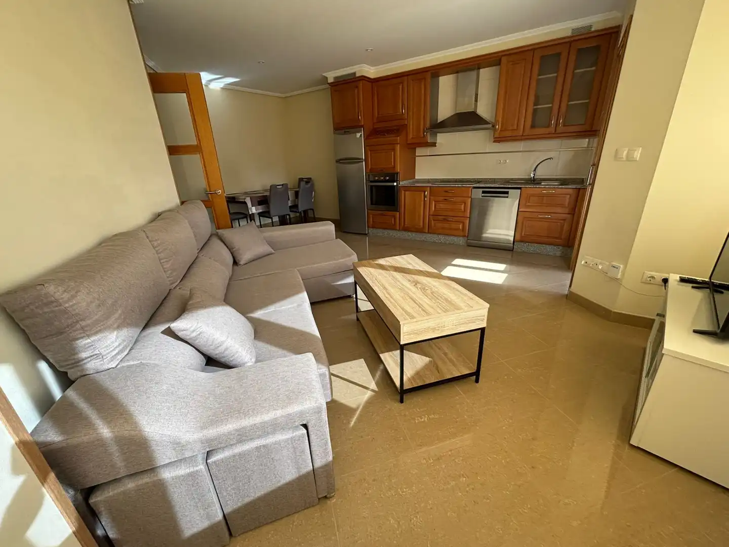 Living room of Flat for rent in Ferrol  with Heating, Parquet flooring and Furnished