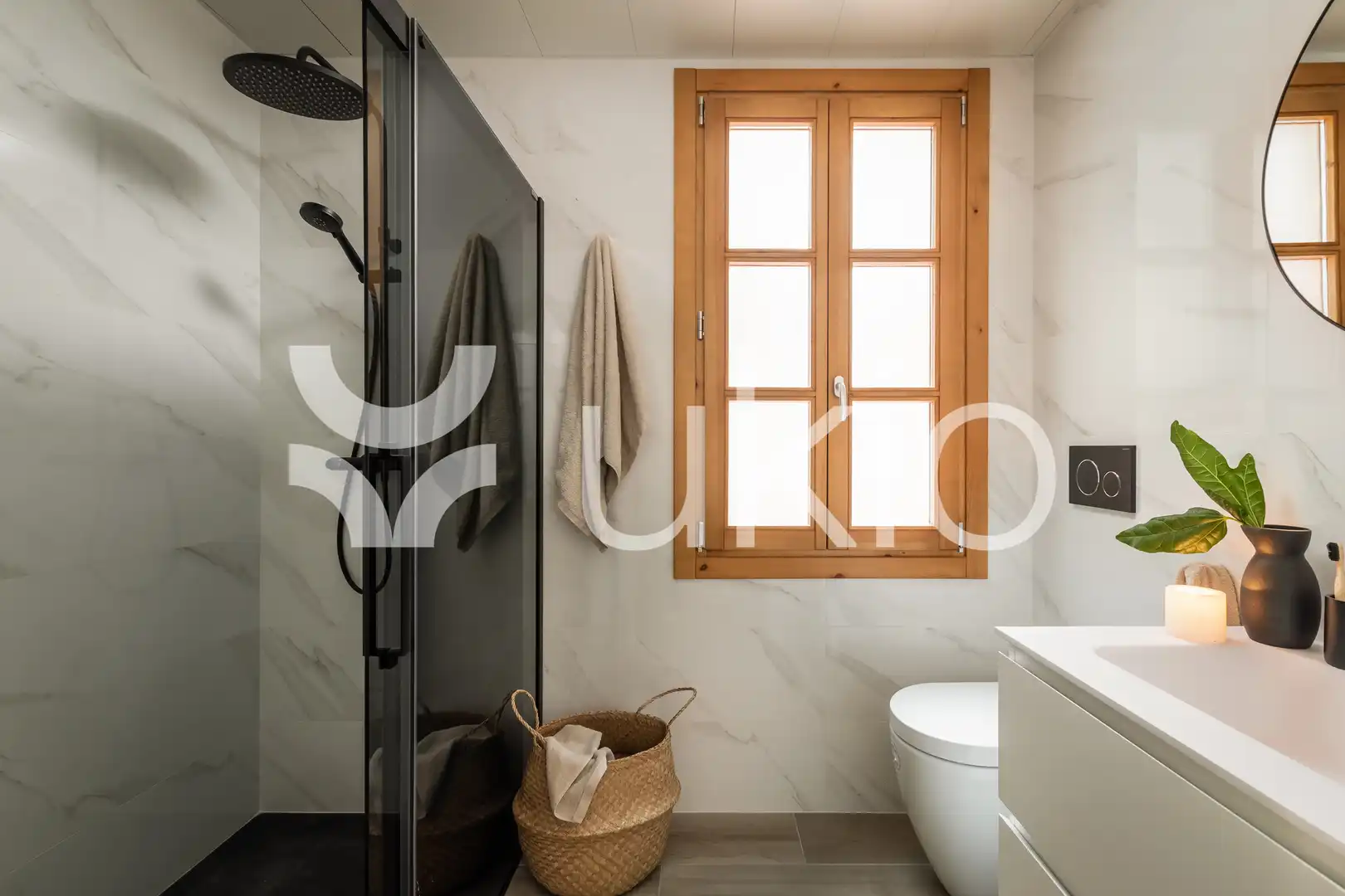 Bany de Apartament de lloguer en Barcelona amb Aire condicionat, Calefacció i Terrassa
