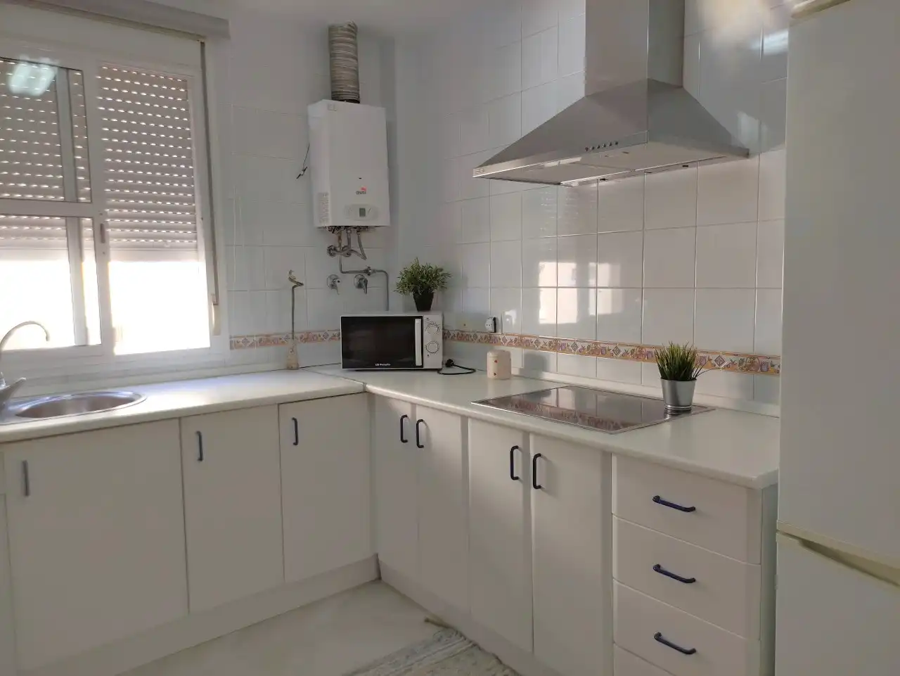 Cocina de Piso de alquiler en Sanlúcar de Barrameda con Aire acondicionado, Calefacción y Terraza