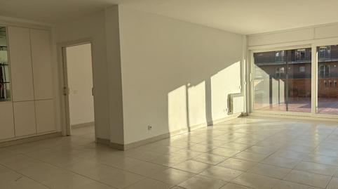 Foto 4 de Piso de alquiler en Eixample Sud – Migdia, Girona Capital