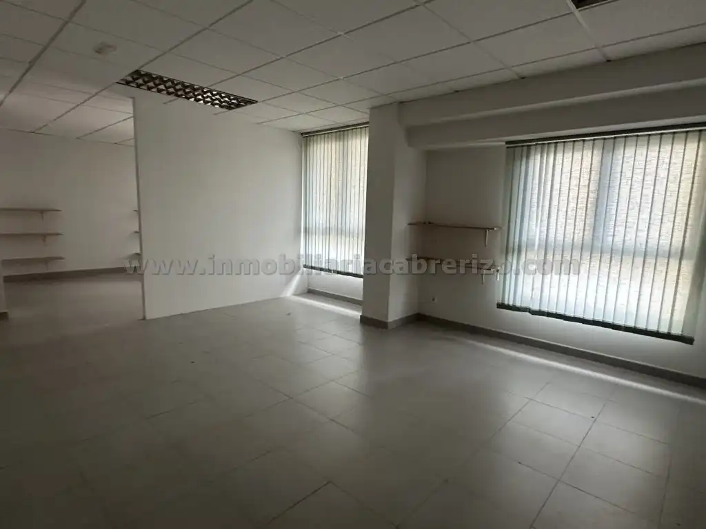 Oficina en venta en  Logroño