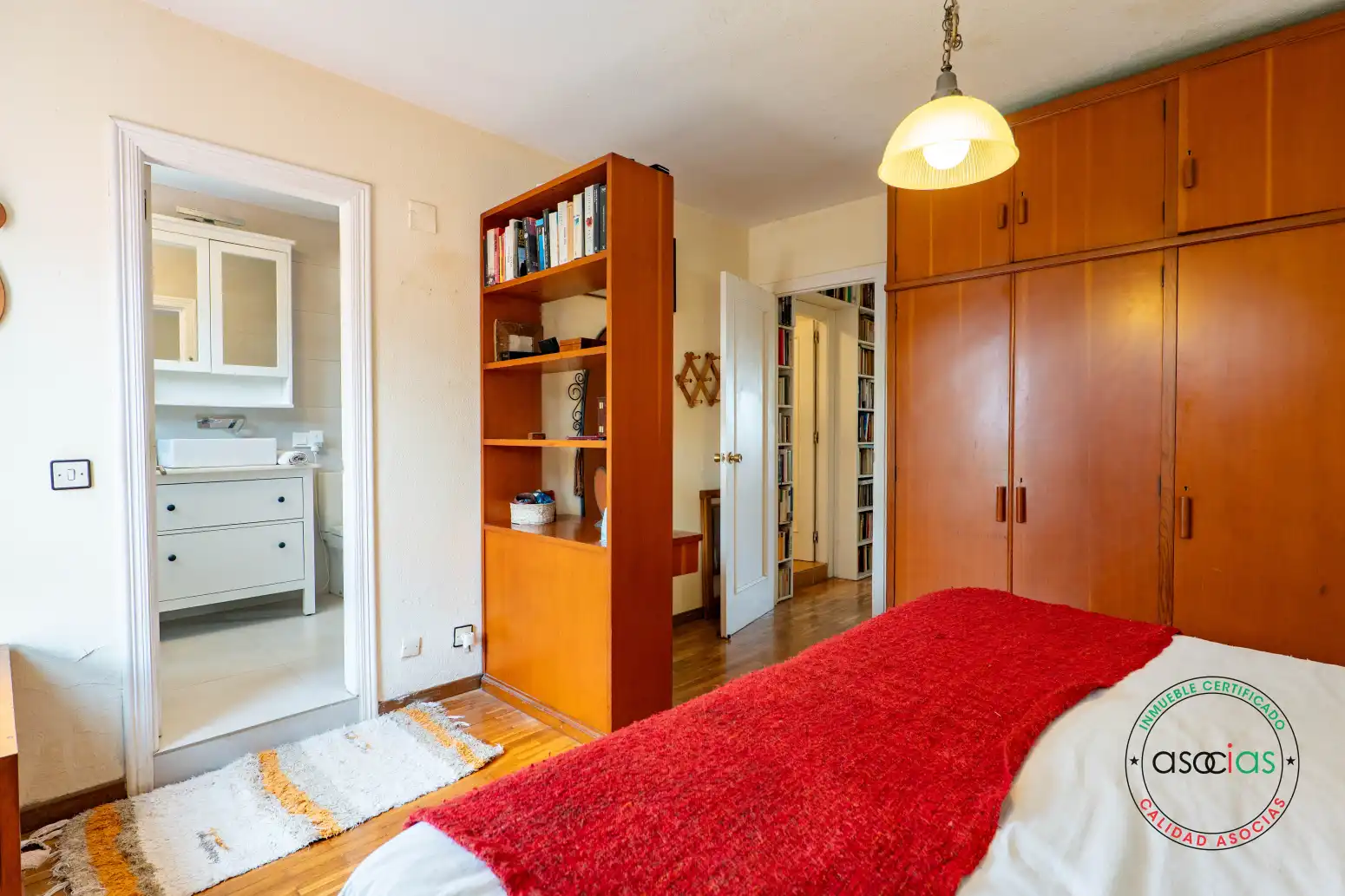 Dormitori de Casa o xalet en venda en Siero amb Calefacció, Jardí privat i Parquet