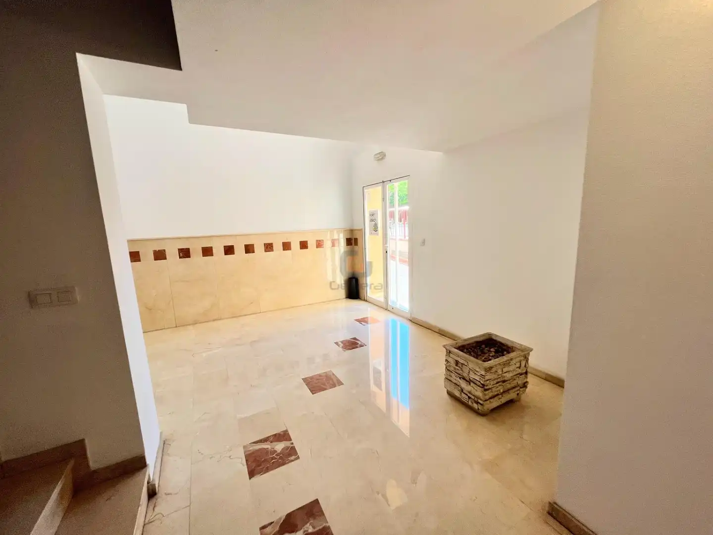 Piso en venta en Alicante / Alacant con Jardín privado, Terraza y Piscina comunitaria