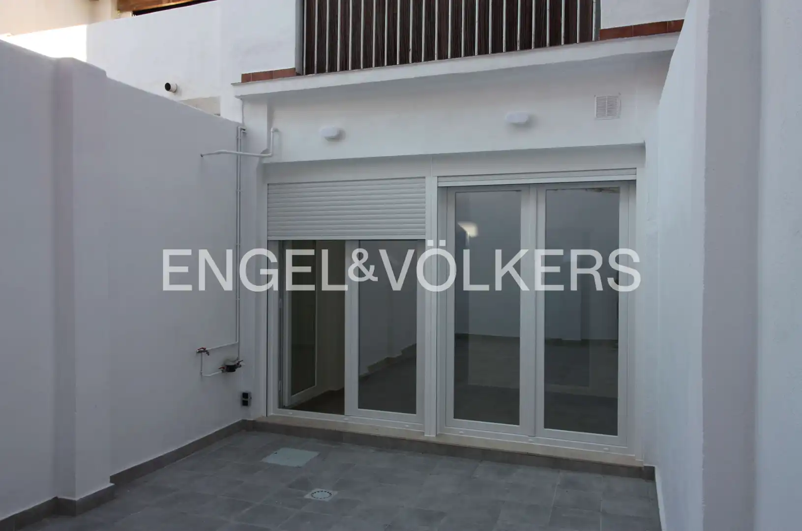 Exterior view of Study for rent in Valencia  with Heating, Parquet flooring and Terrace