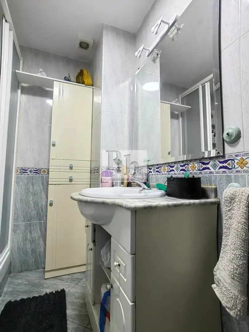 Bany de Pis en venda en Málaga amb Aire condicionat