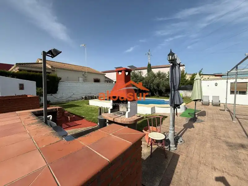 Villa avec piscine à vendre à Avenida Arcangel San Rafael, imagen 7