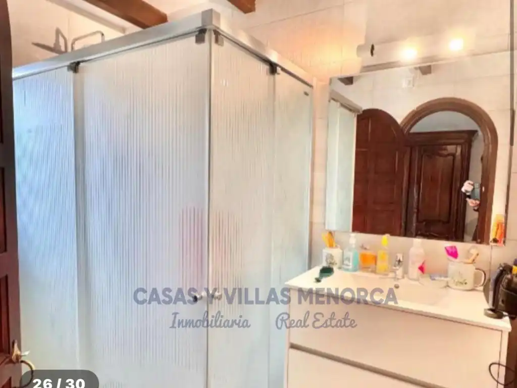 Bany de Finca rústica en venda en Sant Lluís amb Jardí privat, Terrassa i Piscina
