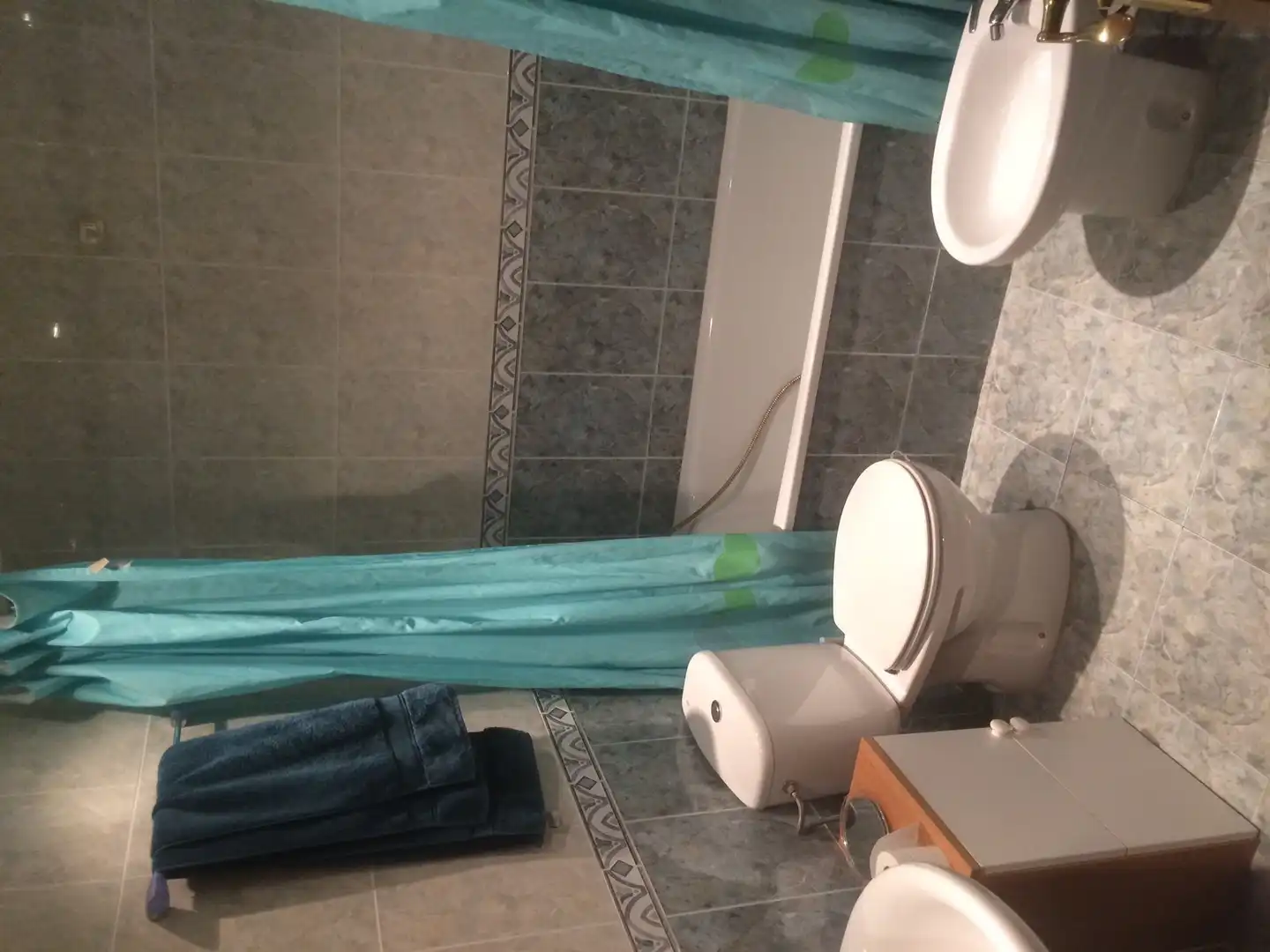 Bathroom of Flat for sale in Alcoy / Alcoi  with Heating and Storage room