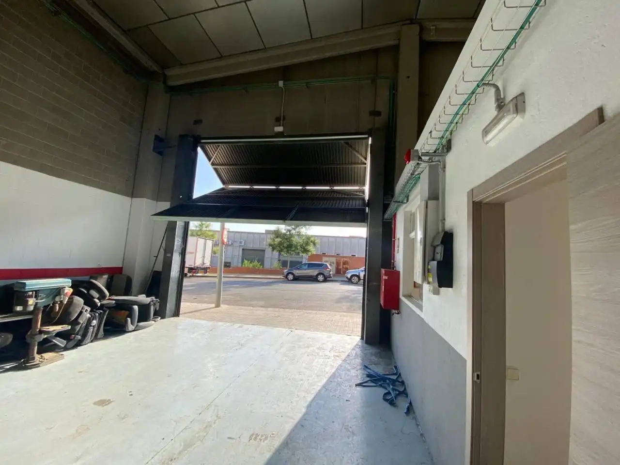 Exterior view of Industrial buildings for rent in Sabadell