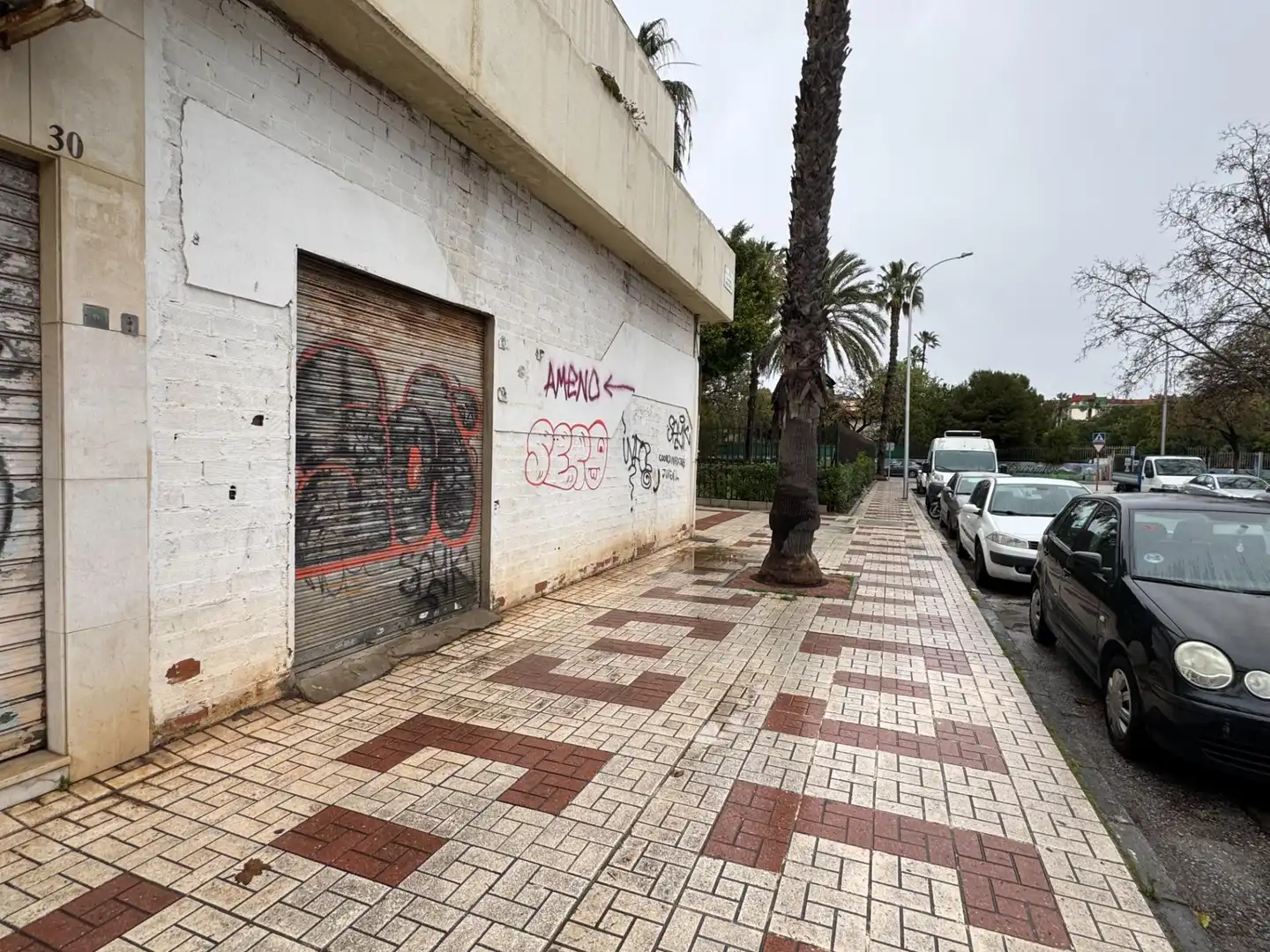 Vista exterior de Local de alquiler en Málaga