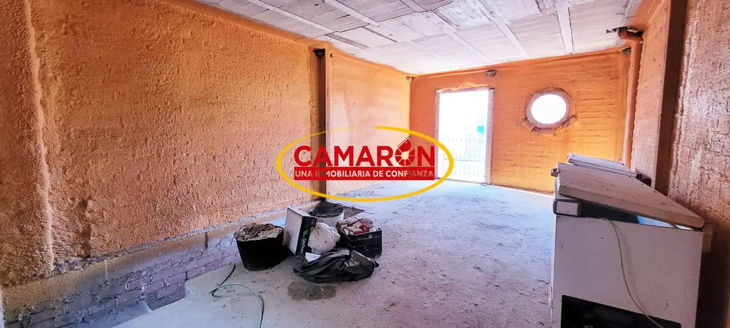 Casa adosada en venda en Coria del Río