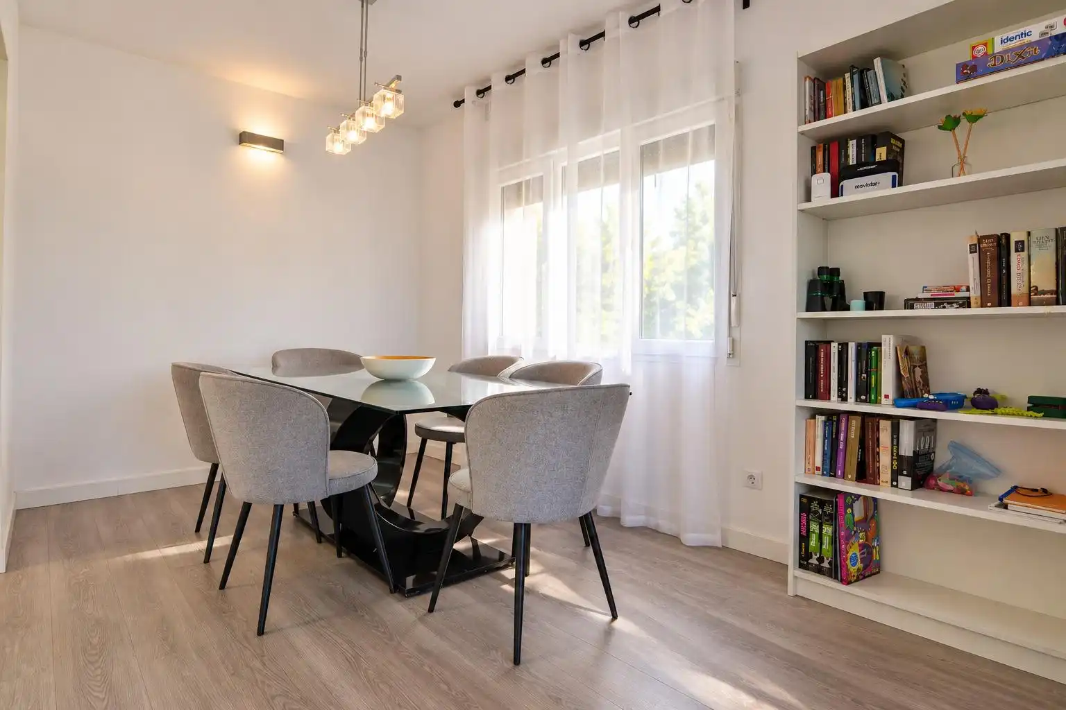 Menjador de Casa o xalet en venda en Villa del Prado, Madrid