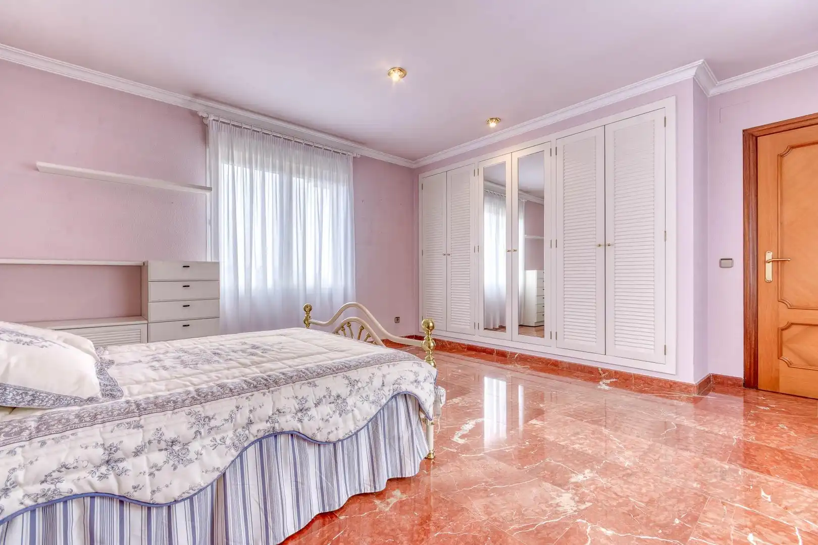 Habitación de Casa o chalet en venta en Figueres con Aire acondicionado, Jardín privado y Terraza