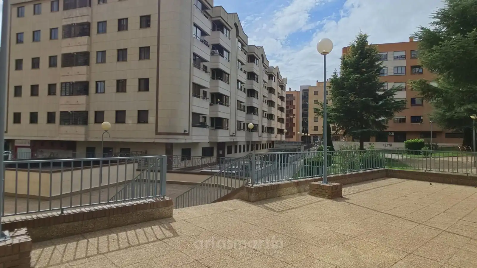 Parkplatz von Geschaftsraum zur Miete in Chinchibarra - Capuchinos