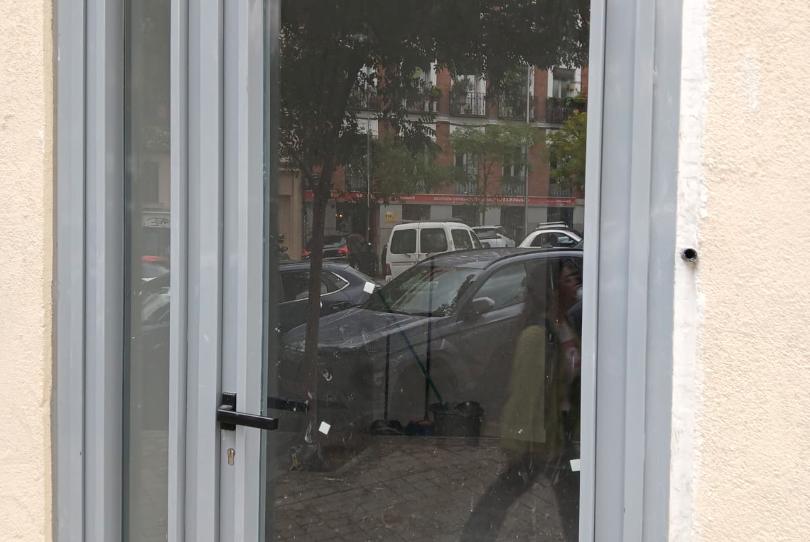 Photo 1 of Premises to rent in Calle Andrés Torrejón, Pacífico, Madrid