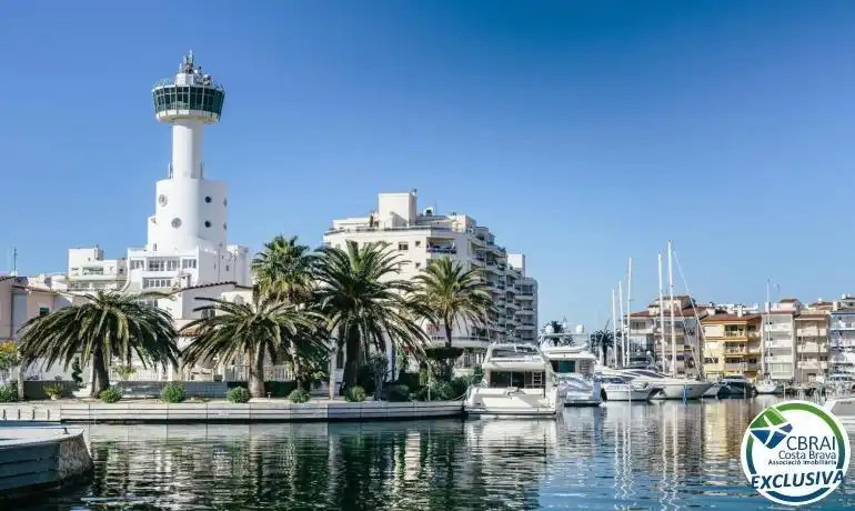 Vista exterior de Apartamento en venta en Empuriabrava