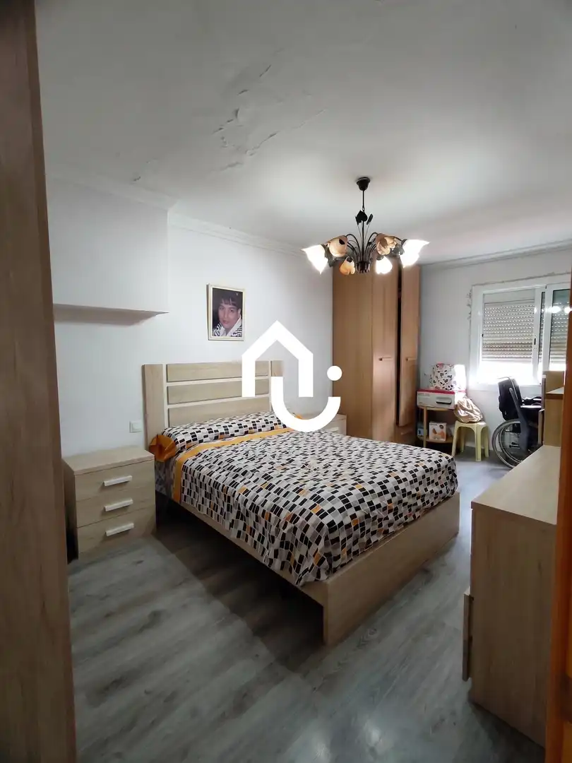 Piso con terraza en venta en Carrer de Mossèn Jacint Verdaguer, imagen 4