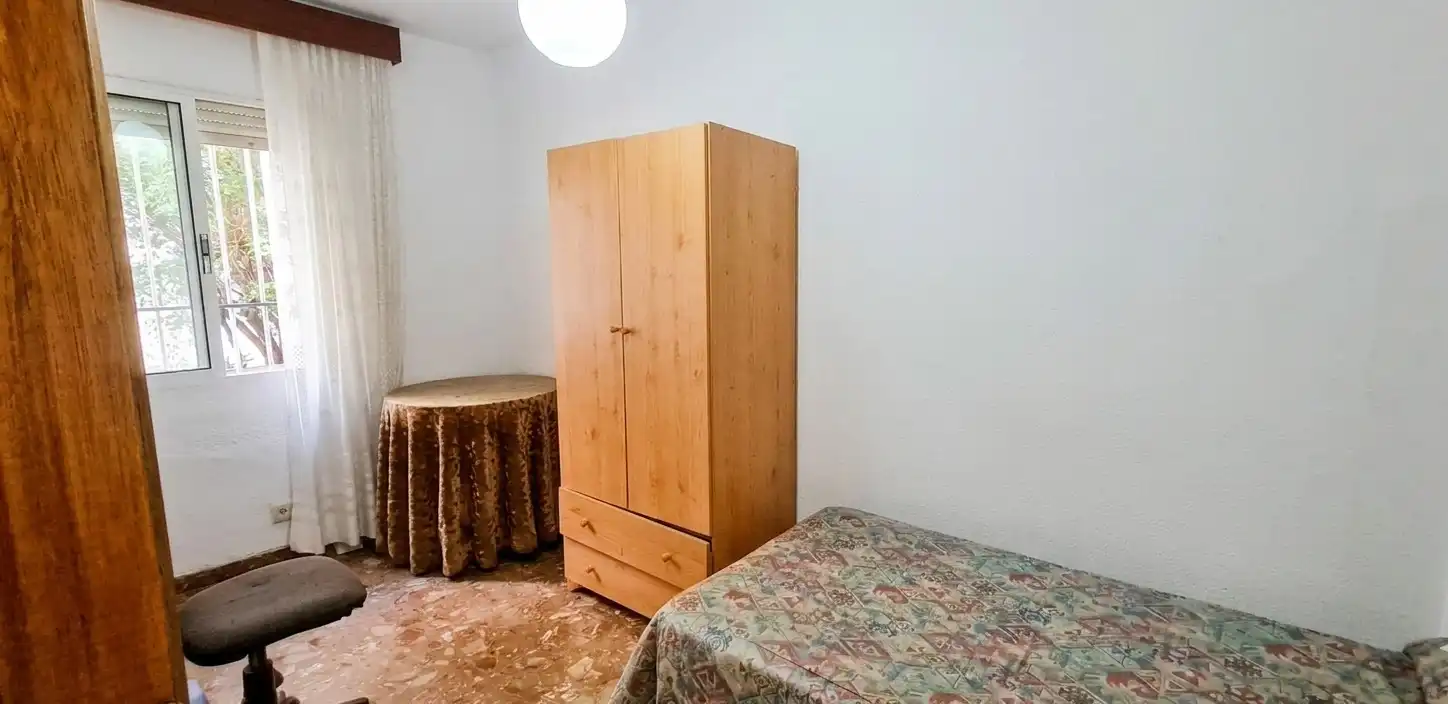 Habitación de Piso en venta en Sevilla con Amueblado