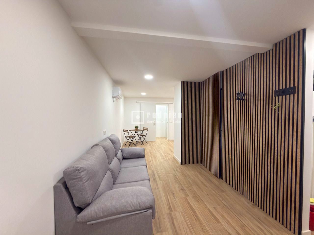 Sala d'estar de Local en venda en  Barcelona Capital amb Aire condicionat