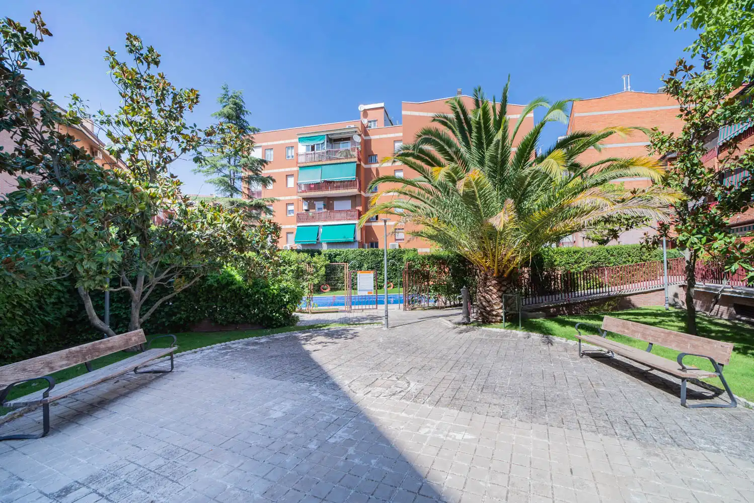 Vista exterior de Piso en venta en Navalcarnero con Aire acondicionado, Calefacción y Terraza