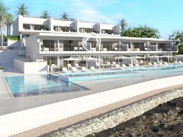 Appartement compact avec piscine à vendre à Costa del Silencio