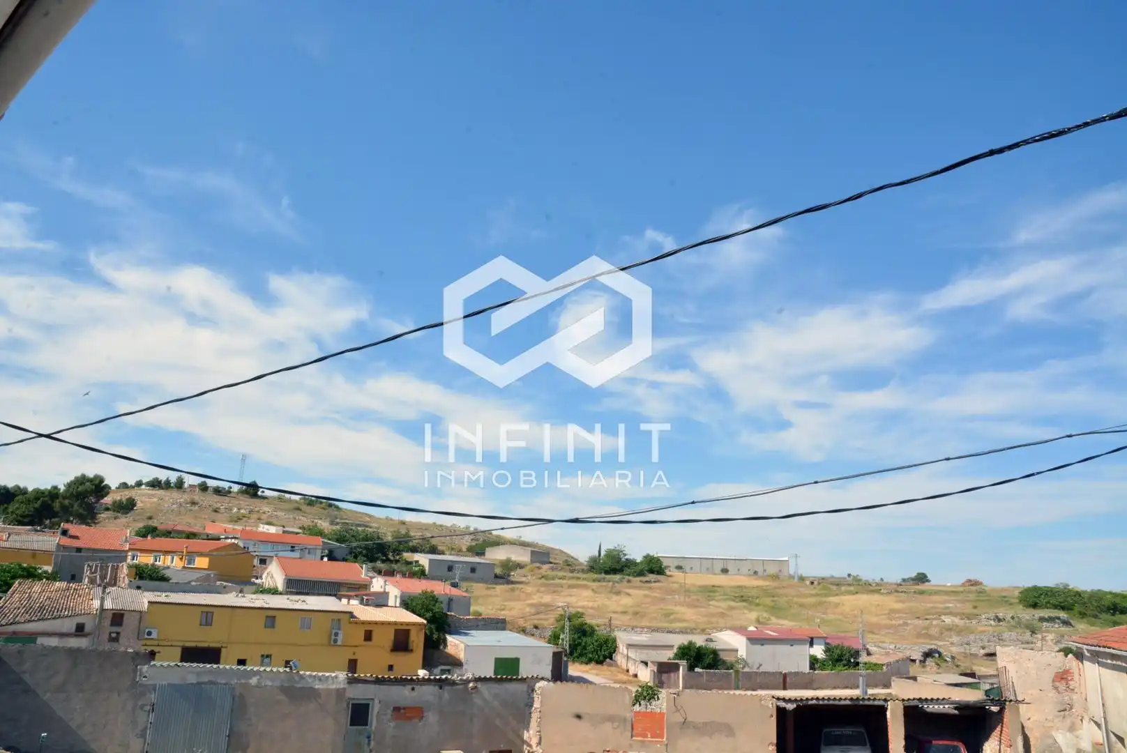 Vista exterior de Casa o xalet en venda en Mazuecos amb Terrassa i Traster