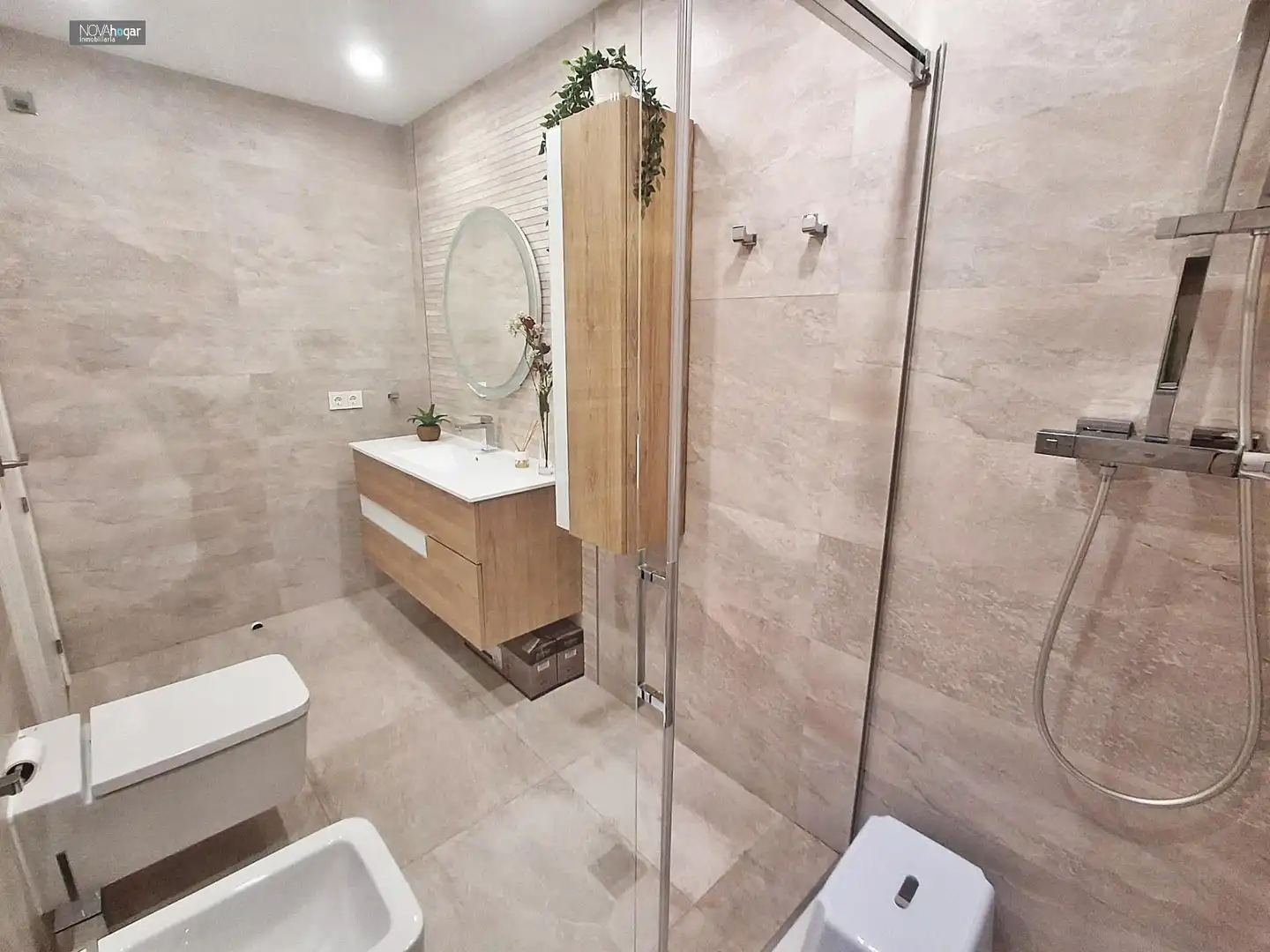 Baño de Casa o chalet en venta en Málaga con Aire acondicionado, Calefacción y Terraza