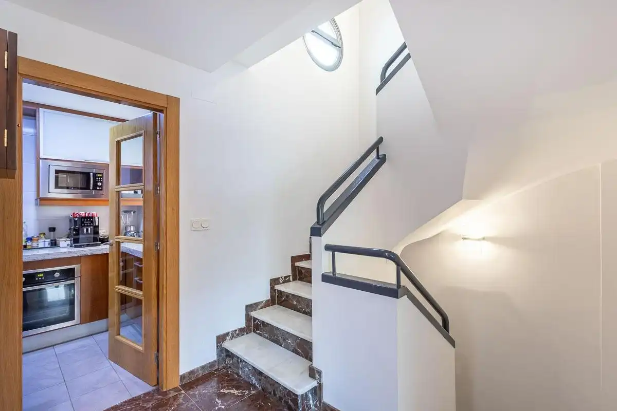 Detached homes for sale in Poniente