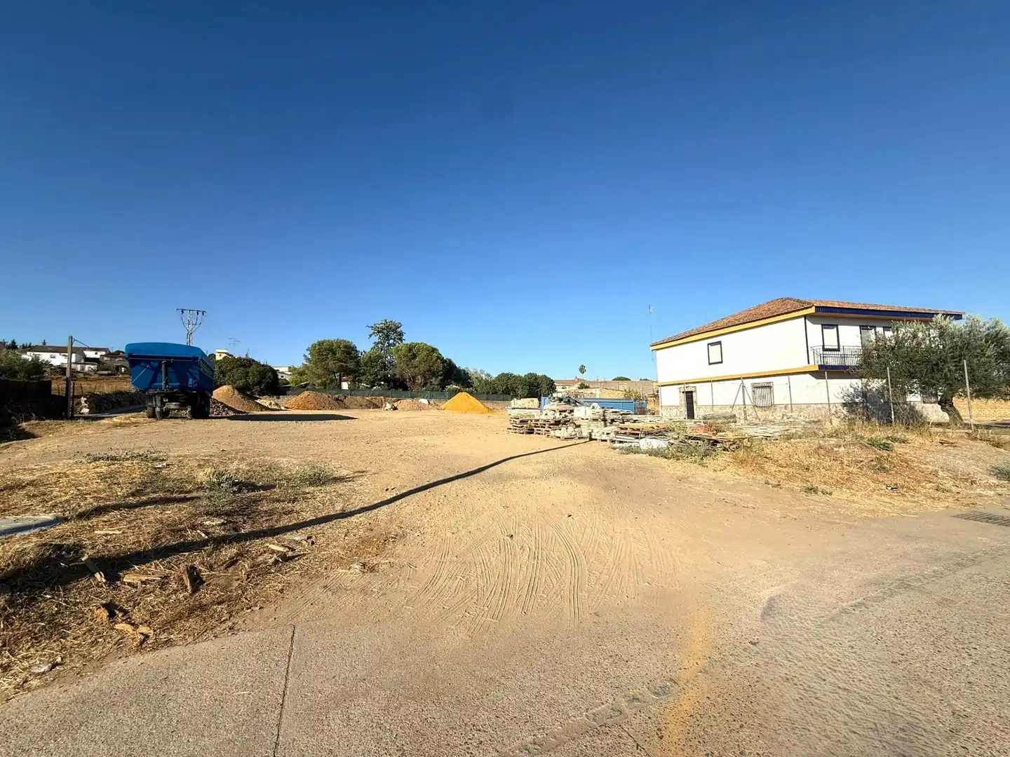 Residential land for sale in El Garrobo