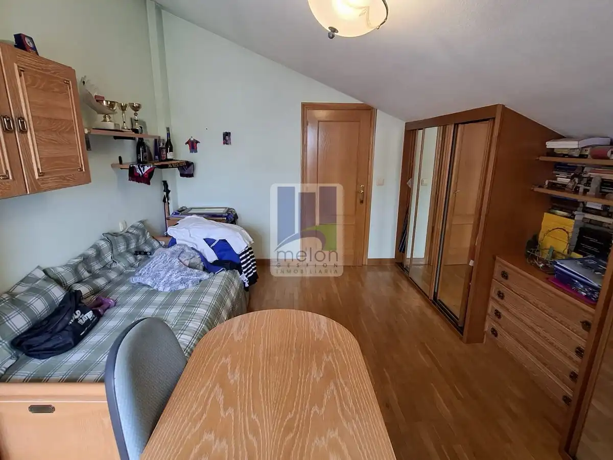Habitación de Casa o chalet en venta en Alfoz de Quintanadueñas con Trastero