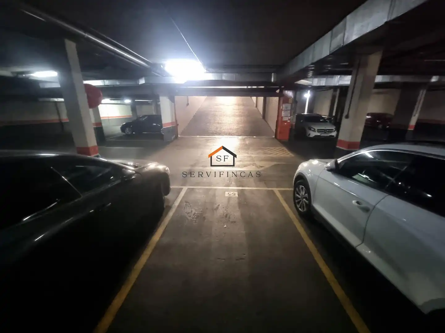 Parking of Flat for rent in Madrid  with Heating, Parquet flooring and Storage room