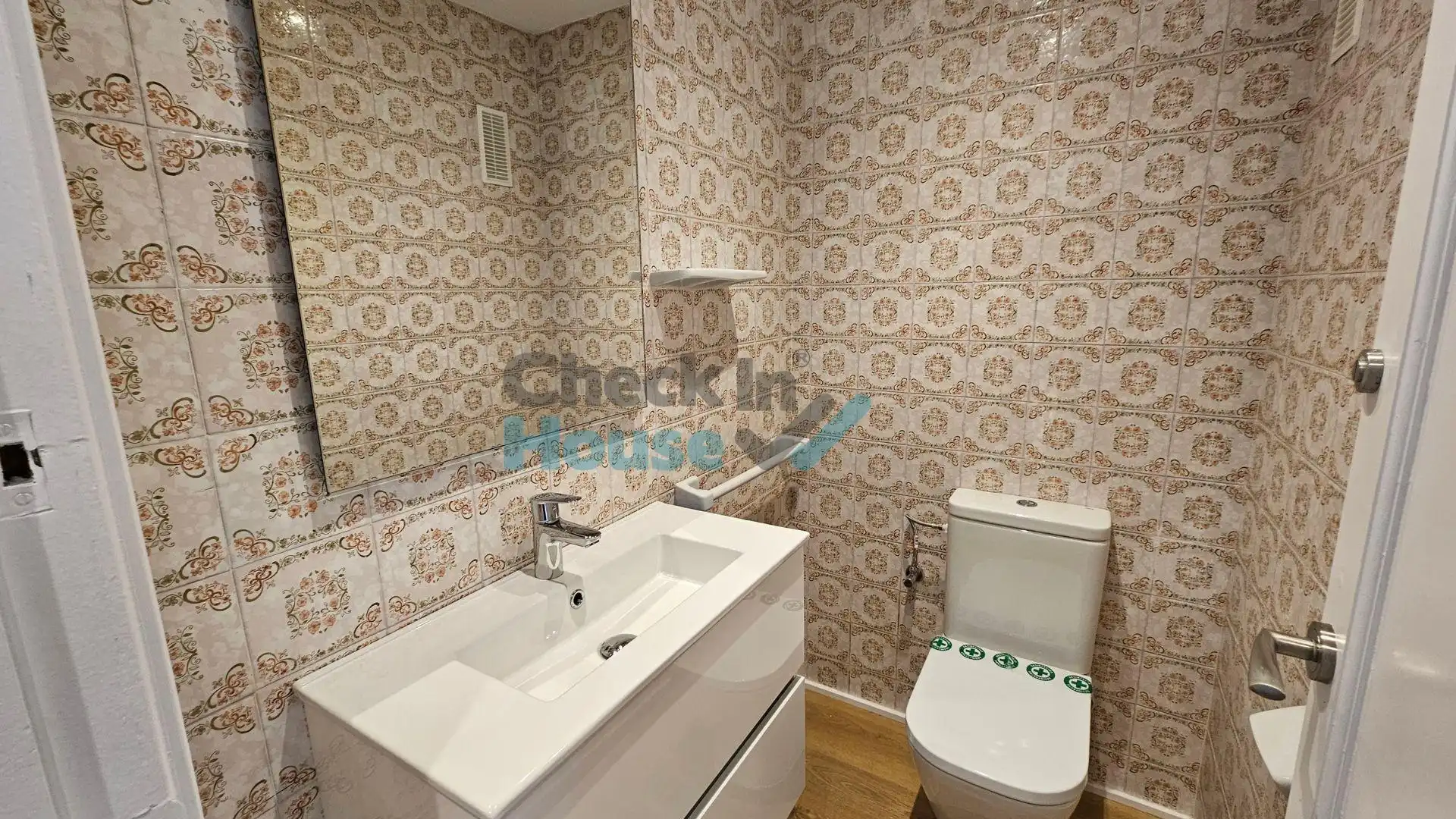 Badezimmer von Wohnungen zum Verkauf in Sant Feliu de Guíxols mit Heizung
