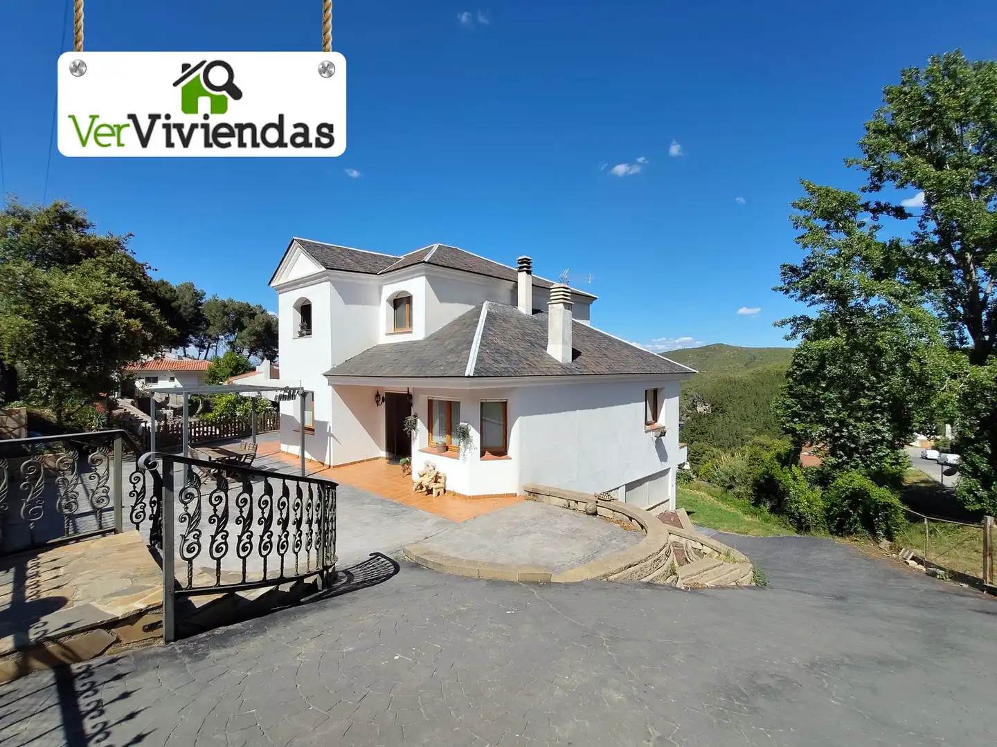 Vista exterior de Casa o chalet en venta en Vallirana con Calefacción, Jardín privado y Terraza