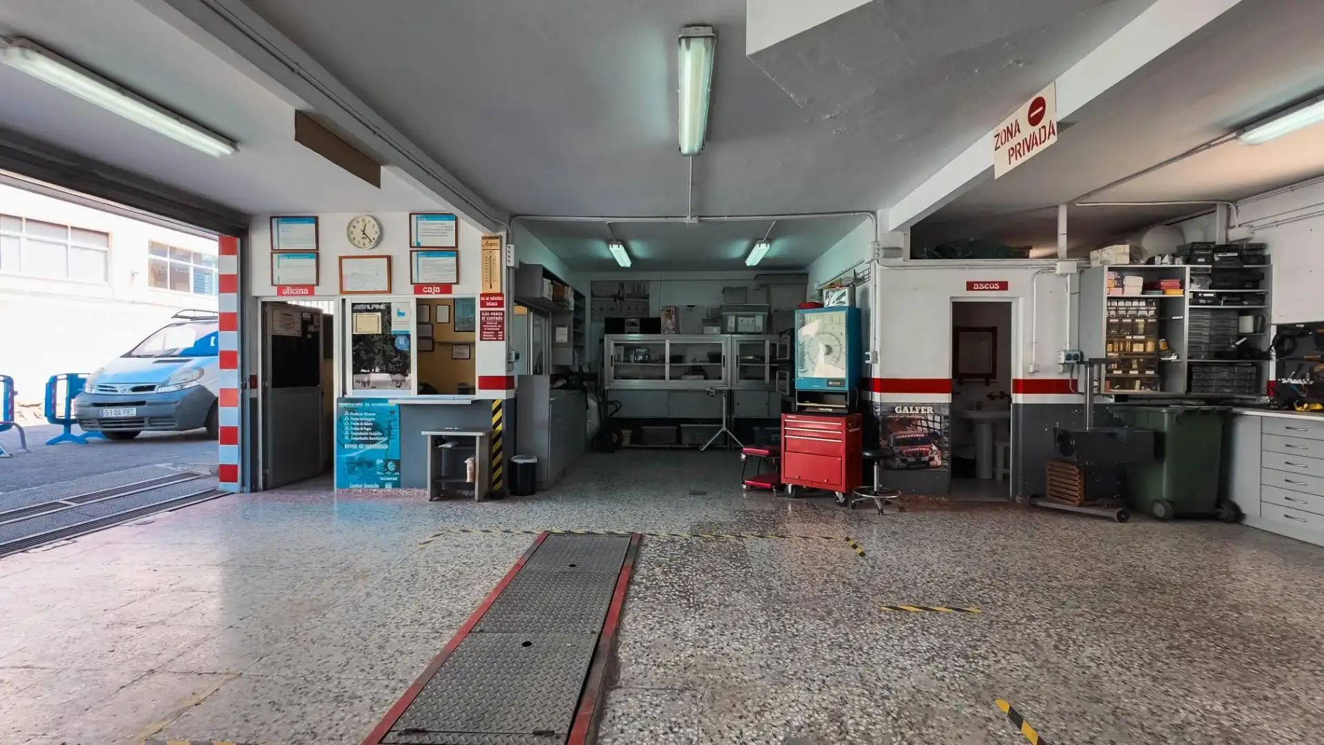 Geschaftsraum zum Verkauf in Benidorm mit Terrasse