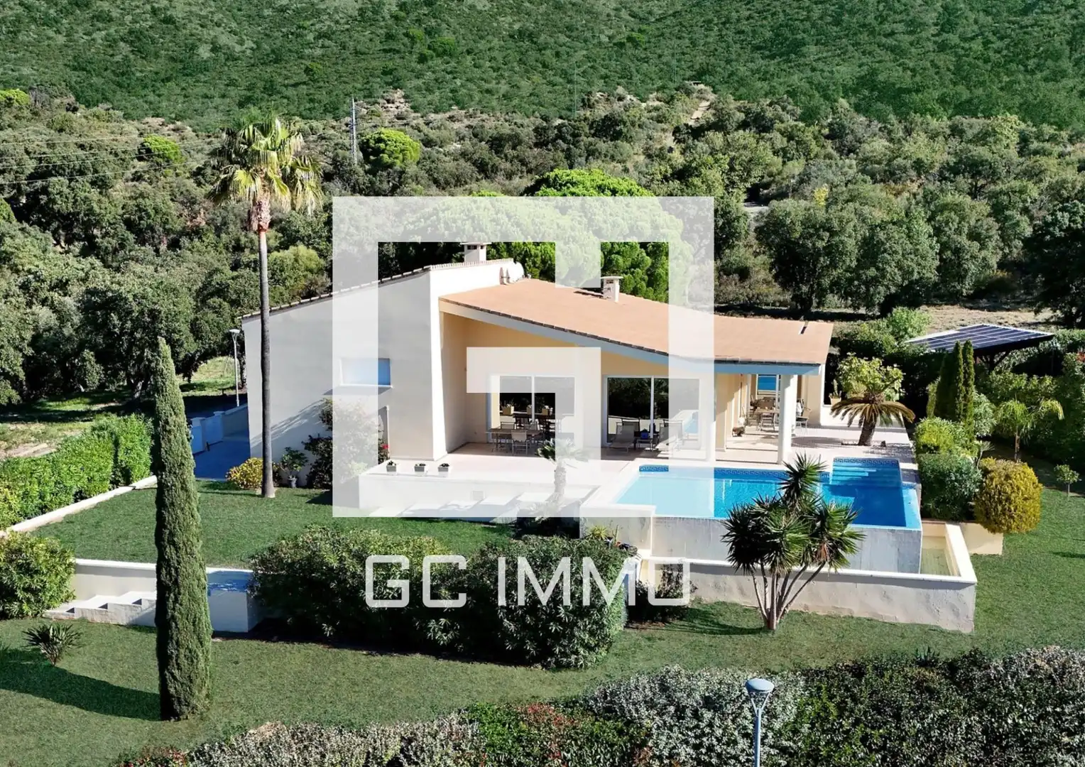 Chalet con piscina en venta en Palau-saverdera