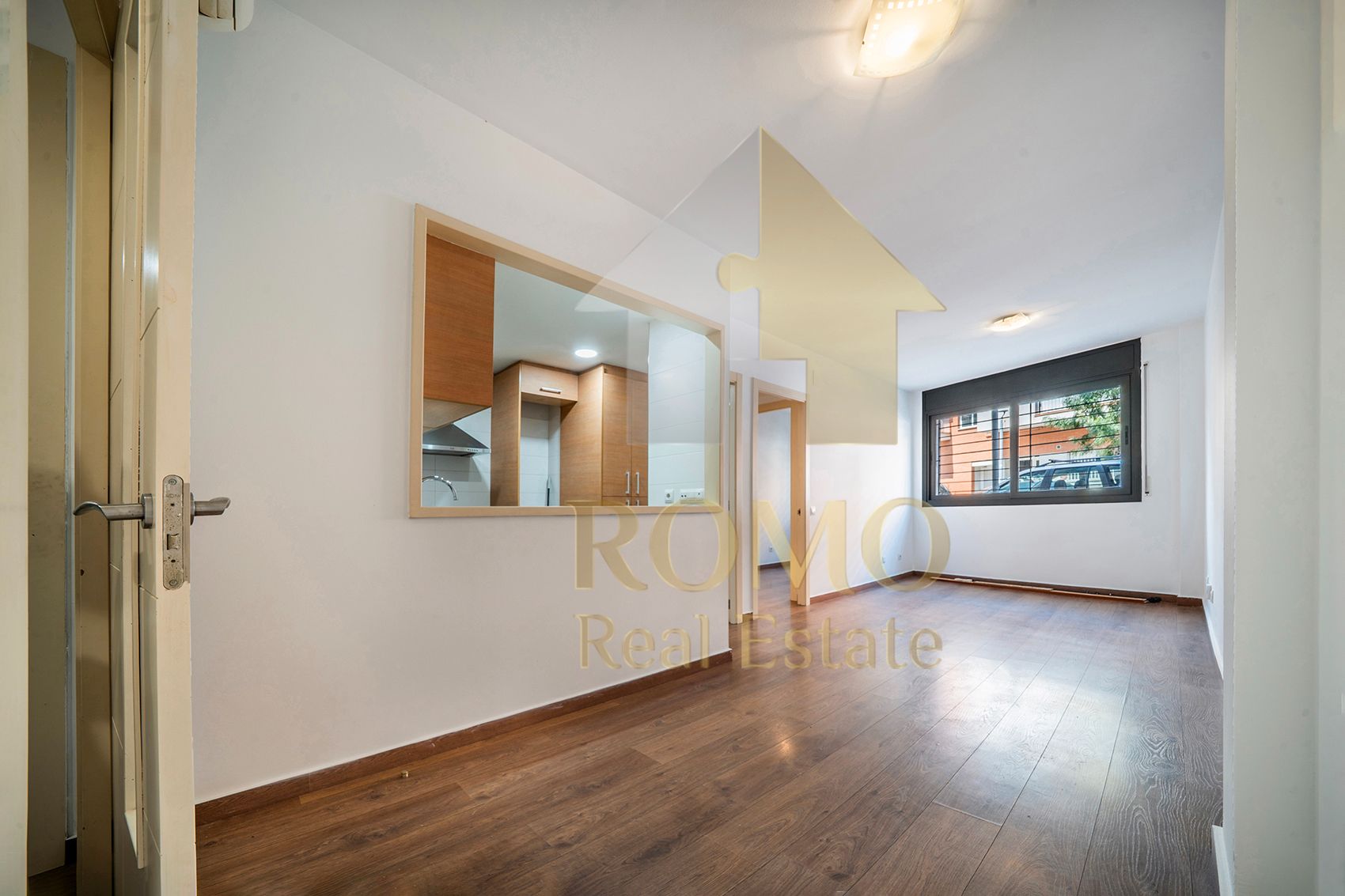 Vista exterior de Piso en venta en Canovelles con Calefacción