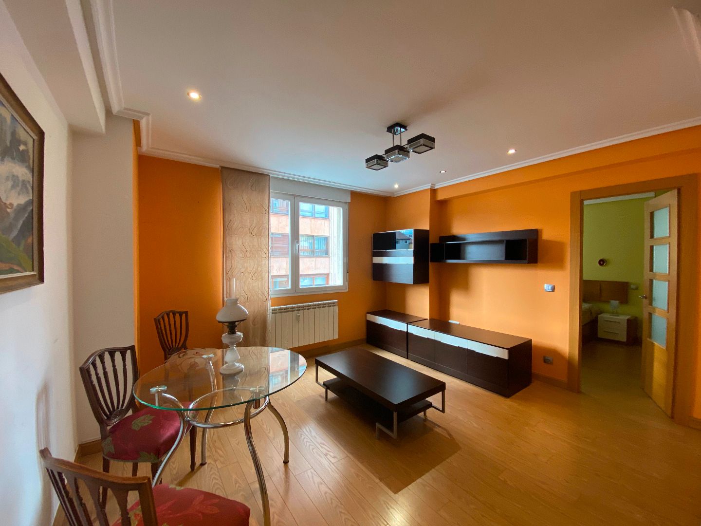 Sala de estar de Piso en venta en Burgos Capital con Calefacción y Parquet