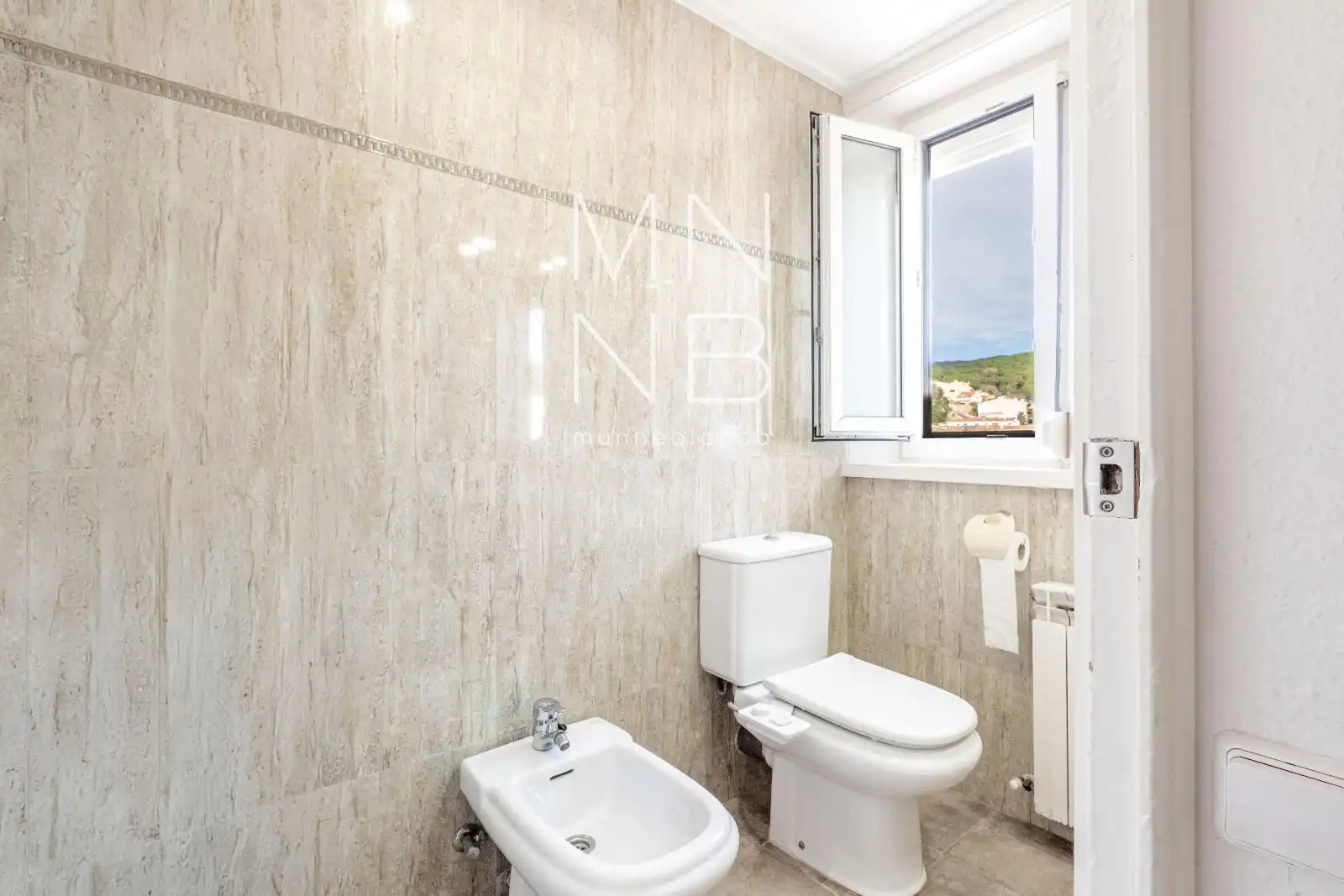 Bathroom of Flat for sale in Sant Andreu de Llavaneres  with Heating, Terrace and Furnished