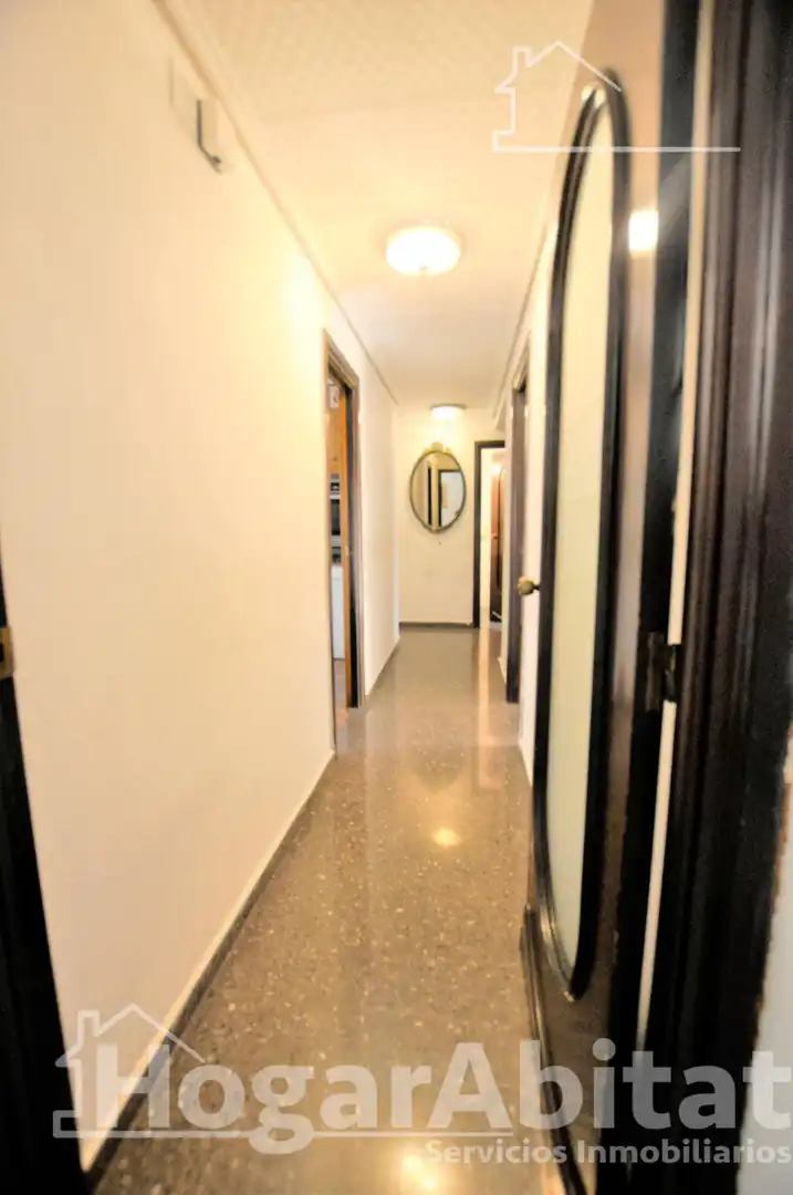 Piso en venta en Valencia con Terraza