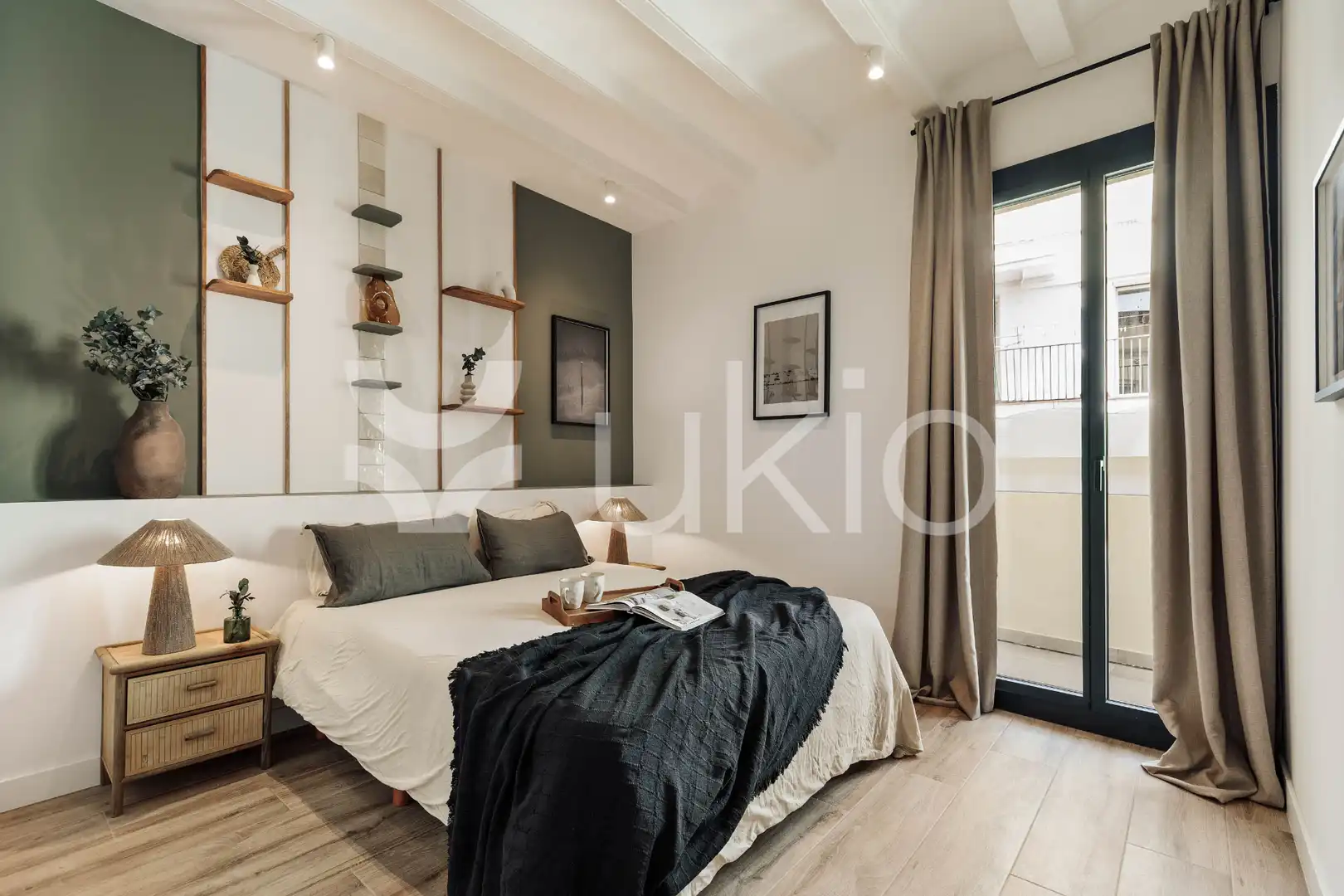 Schlafzimmer von Wohnungen zur Miete in Barcelona mit Klimaanlage, Heizung und Möbliert