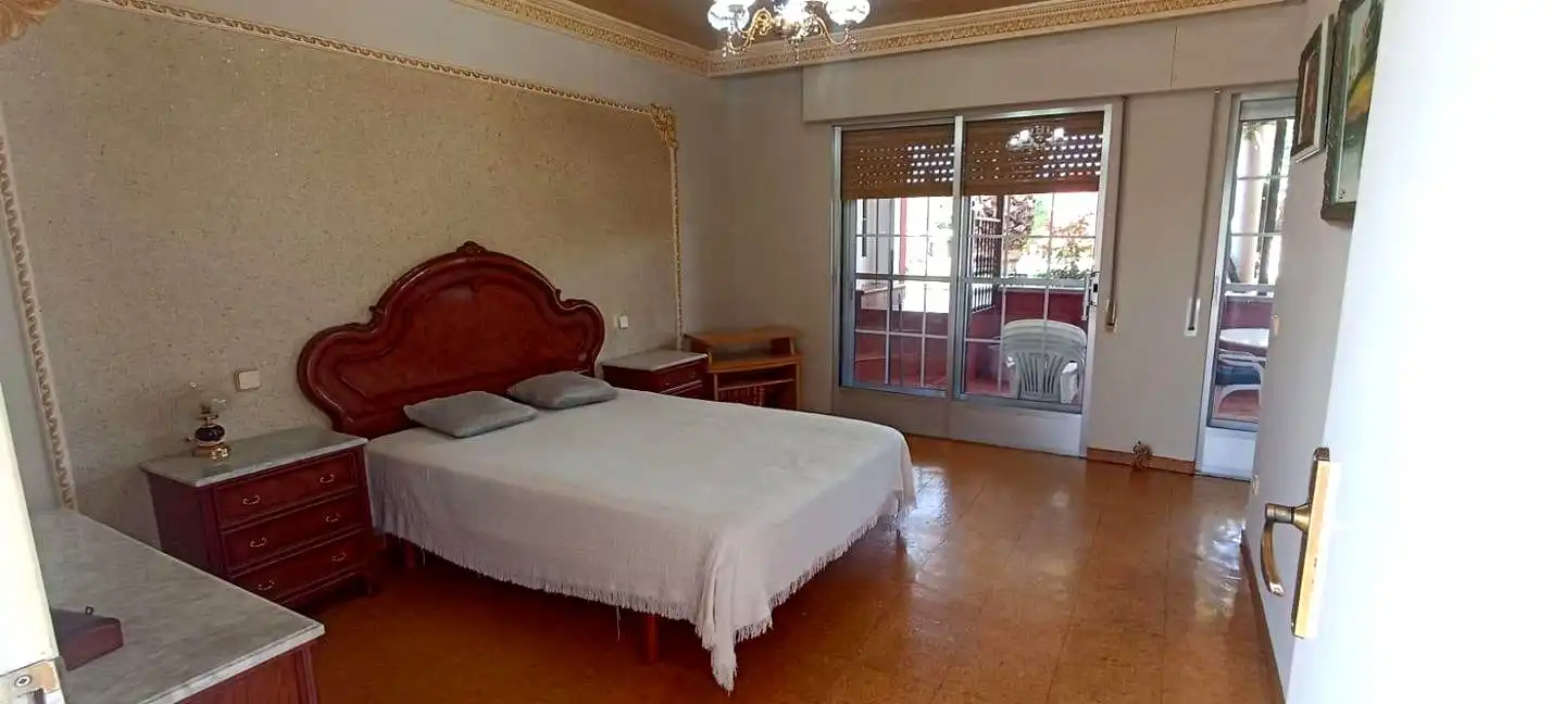 Habitación de Casa o chalet en venta en Villamediana de Iregua con Aire acondicionado, Calefacción y Jardín privado