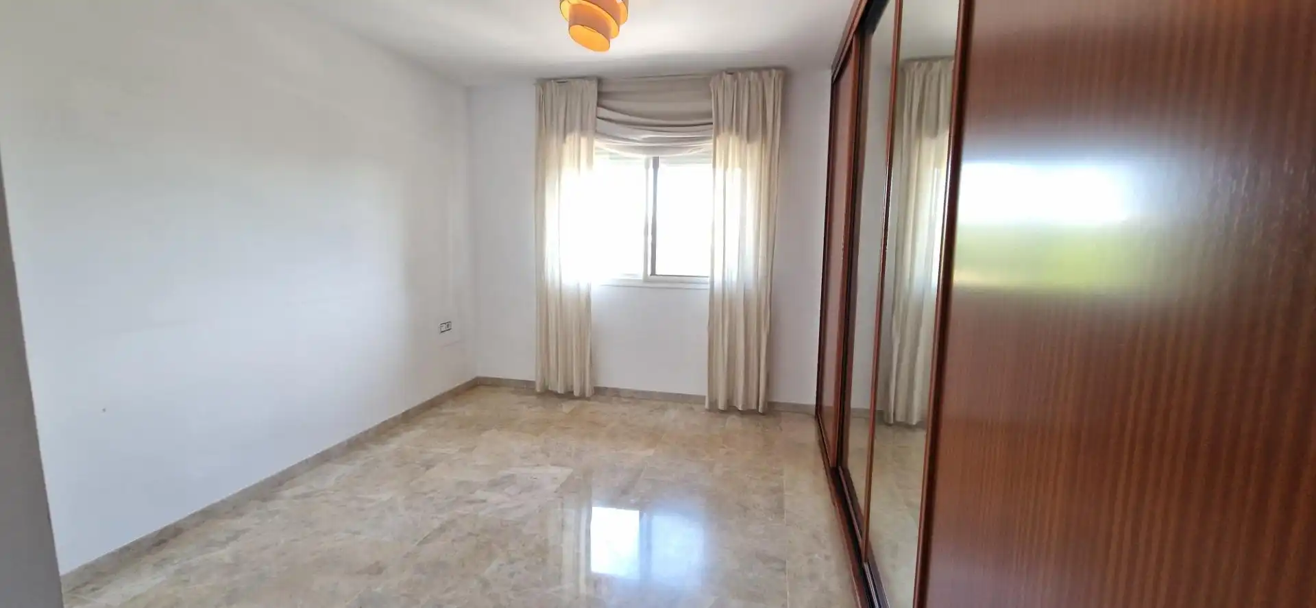 Habitación de Ático en venta en Córdoba con Aire acondicionado, Calefacción y Terraza