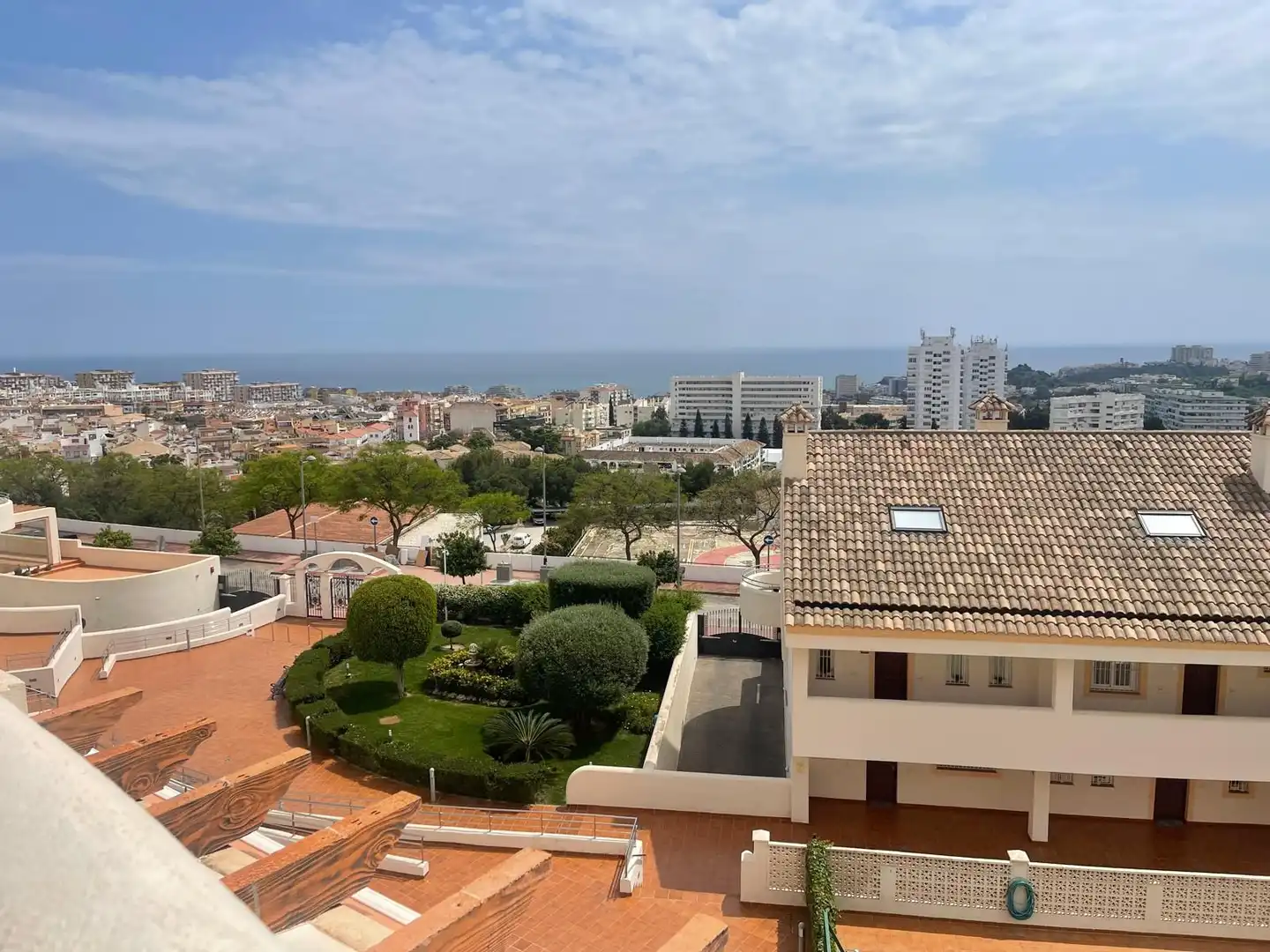 Vista exterior de Piso en venta en Benalmádena con Aire acondicionado, Terraza y Trastero
