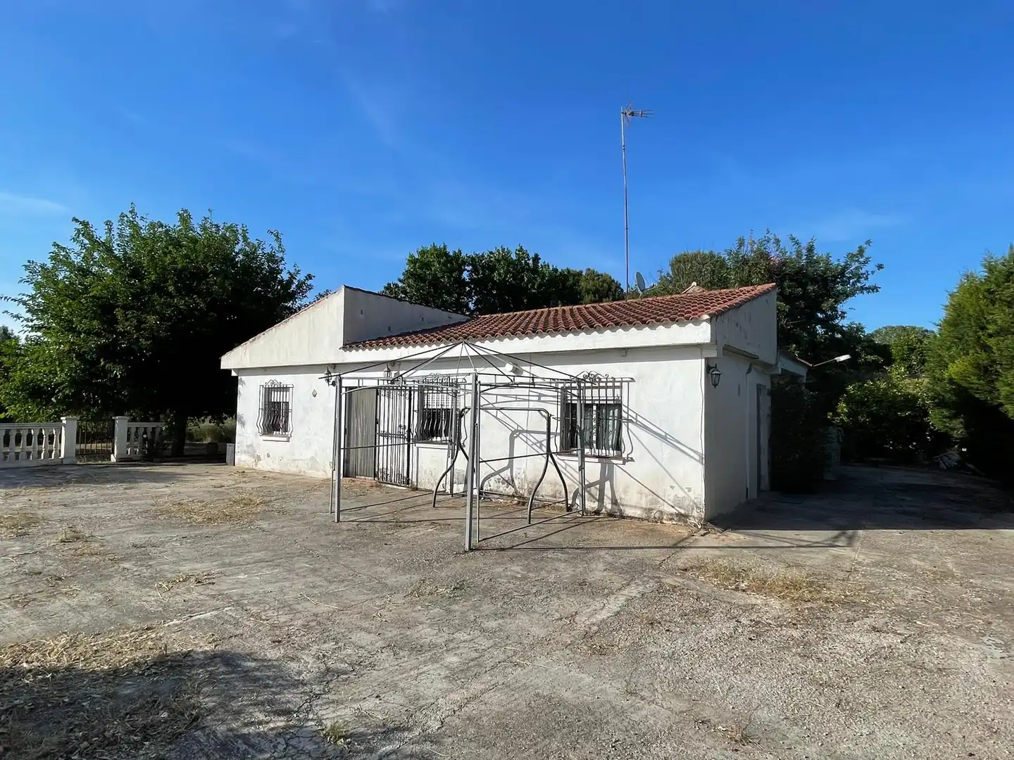 Vista exterior de Casa o chalet en venta en Pedralba con Jardín privado, Terraza y Piscina