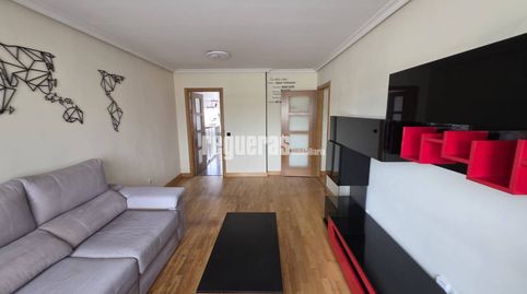 Foto 3 de Apartamento de alquiler en Calle Fernando Morán, Centro, Avilés