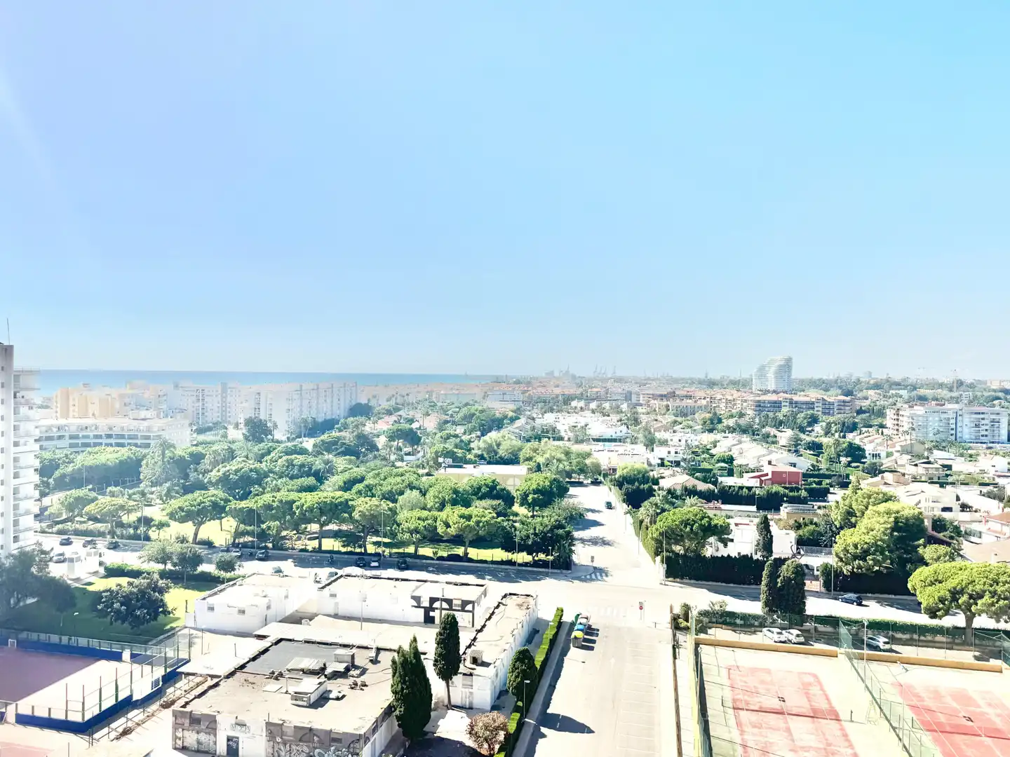 Vista exterior de Apartament de lloguer en Canet d'En Berenguer amb Aire condicionat, Terrassa i Moblat
