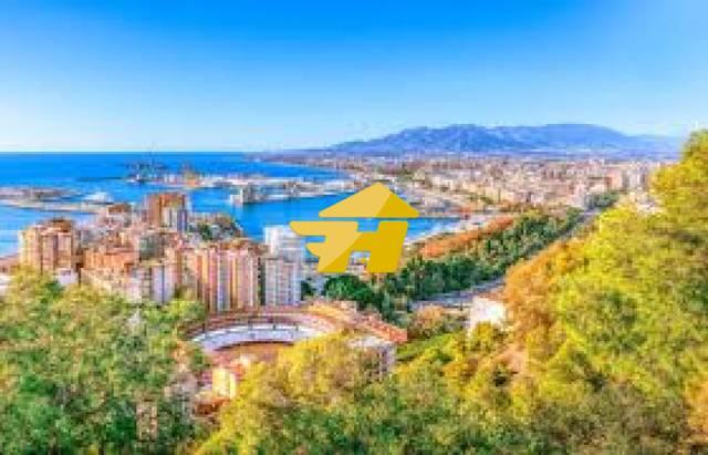 Piso en Alquiler en Calle Babor en Distrito Zeta - Recinto Ferial Cortijo de Torres