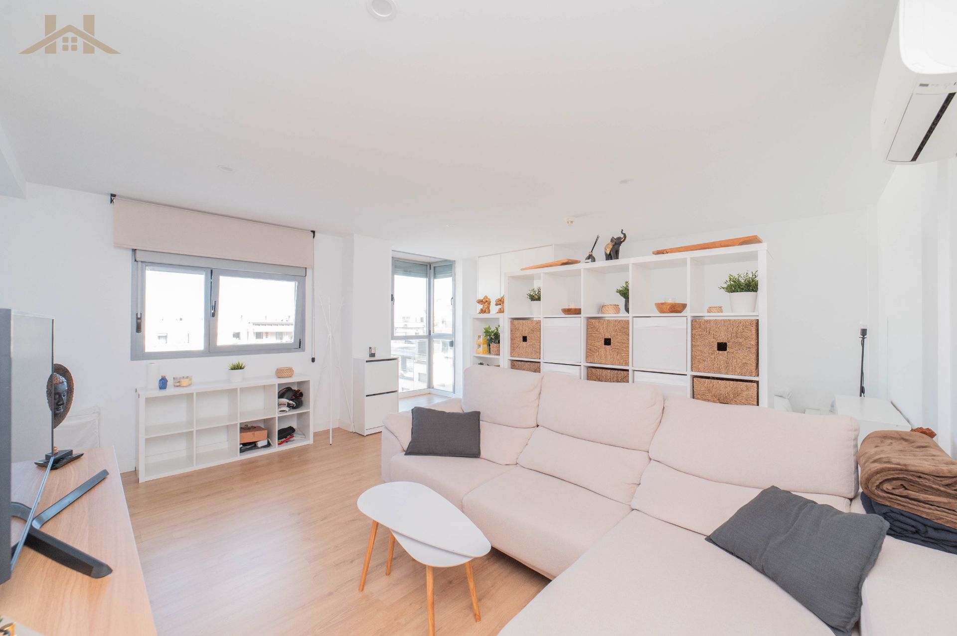 Living room of Apartments for sale in Arroyomolinos (Madrid)  with Air Conditioner, Storage room and Swimming Pool