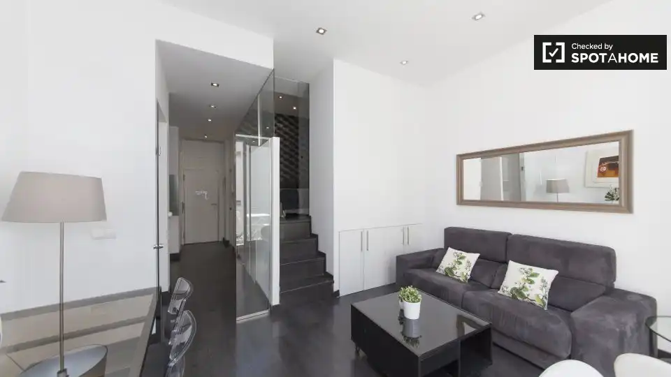 Flat with terrace to rent in Centro, imagen 3